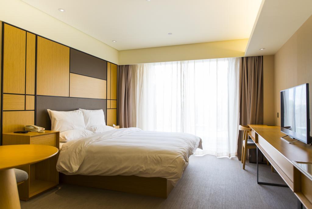 Ji Hotel Shanghai Hongqiao Wuzhong Road Exterior photo